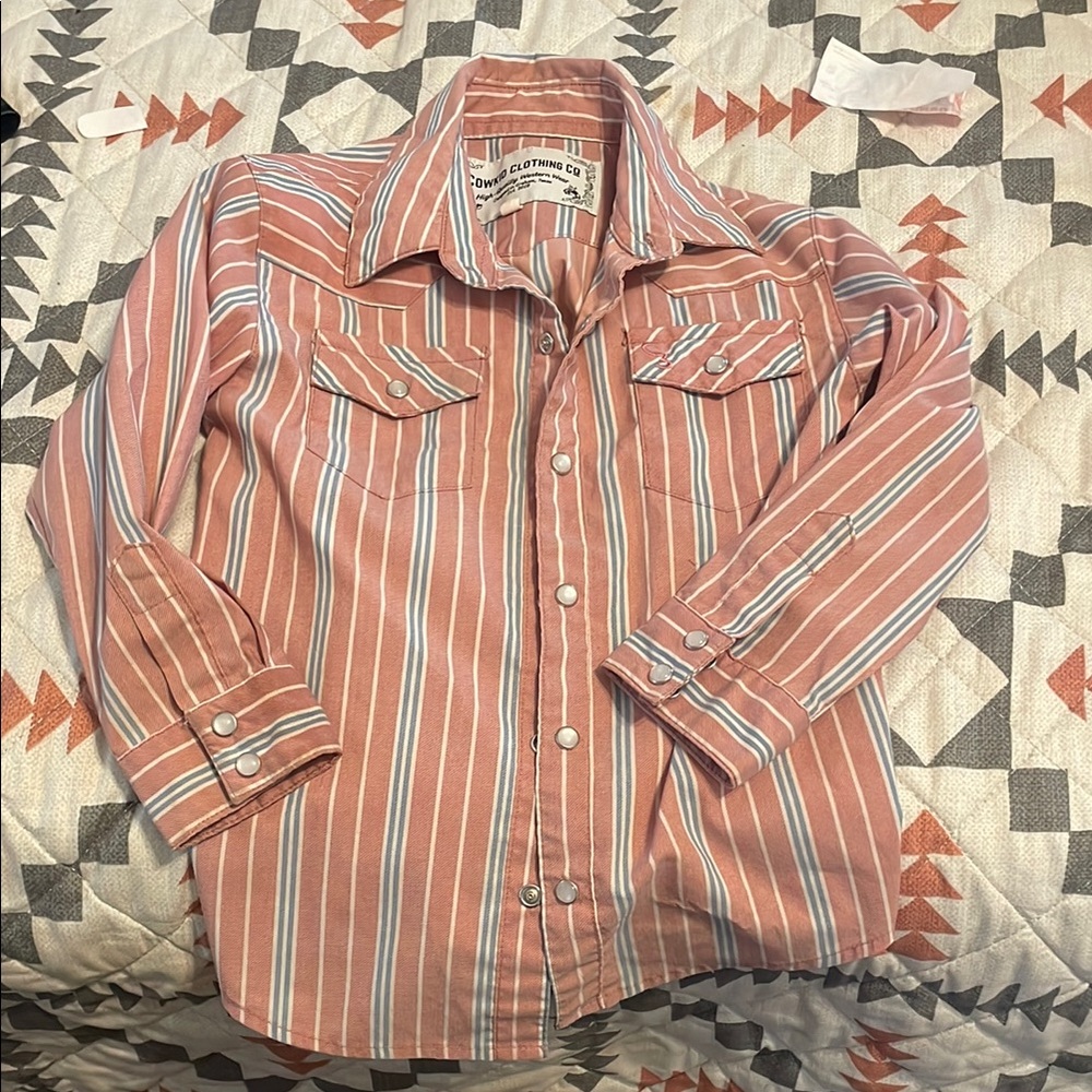 Blue Button Down Shirt with Classic Fit and Soft Fabric